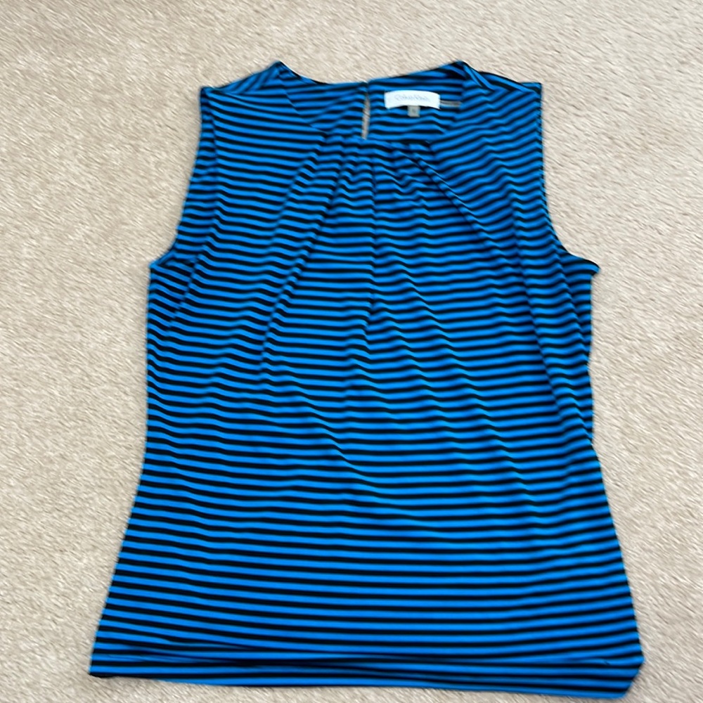 Calvin Klein | top